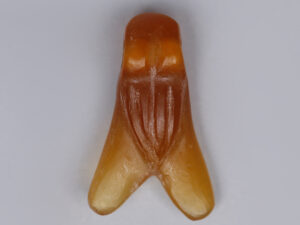 ancient egyptian carnelian fly amulet 1