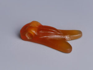 ancient egyptian carnelian fly amulet 3