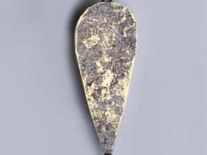 ancient egyptian gold lotus petal amulet