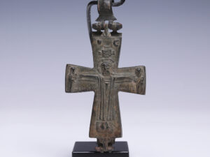byzantine bronze enkolpion reliquary cross