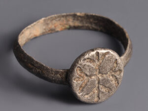 byzantine silver ring with cross