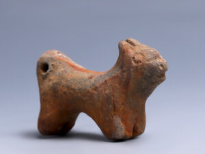 eastern han dynasty dog statuette