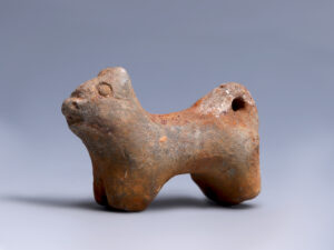 eastern han dynasty dog statuette