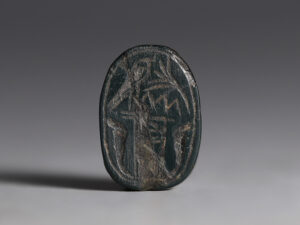 egyptian obsidian scarab with hieroglyphic inscription 5