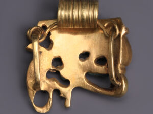 egyptian wedjat eye pendant with uraeus