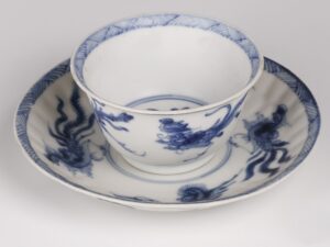 kangxi-saucer-and-cup-set-with-phoenixes
