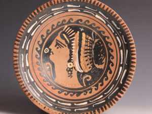 magna graecian terracotta red figure dish