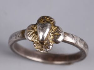 medieval fifteenth to sixteenth century ring with four leafed clover