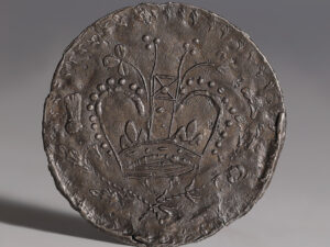 post medieval charles i pewter loyalist roundel crown motif