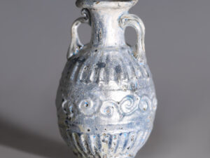 roman sidonian iridescent glass amphoriskos
