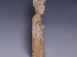 sui dynasty unglazed court attendant figurine