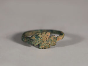 byzantine bronze ring with cross