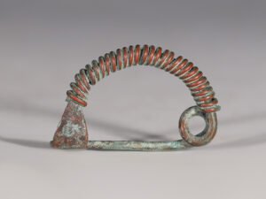 roman bronze Italian style brooch