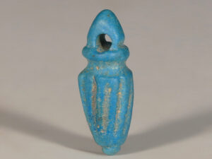 ancient egyptian blue faience vase amulet