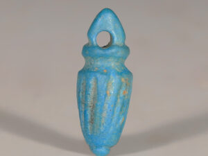 ancient egyptian blue faience vase amulet