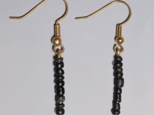 ancient roman black glass beaded earrings 2