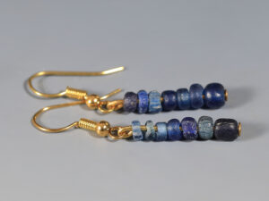 ancient roman dark blue glass beaded earrings 2