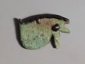 egyptian turquoise faience wedjat amulet 2